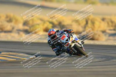 media/Nov-17-2024-CVMA (Sun) [[1fec520723]]/Race 18-Supersport Middleweight/